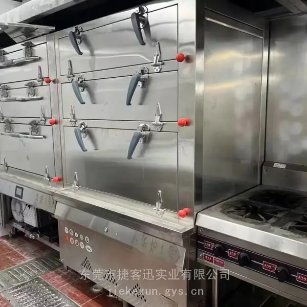 广东捷客迅#三门海鲜蒸柜 #商用厨房设备 #商用厨具 #捷客迅厨具陈哥 智能三门海鲜蒸柜(燃气款),独立控制,不