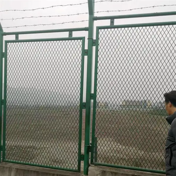 保税区巡逻道围网 航空物流园金属围网 中保区防撞护栏