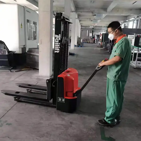 中国叉车销量***名单 供应青岛台励福FD35H越野叉车