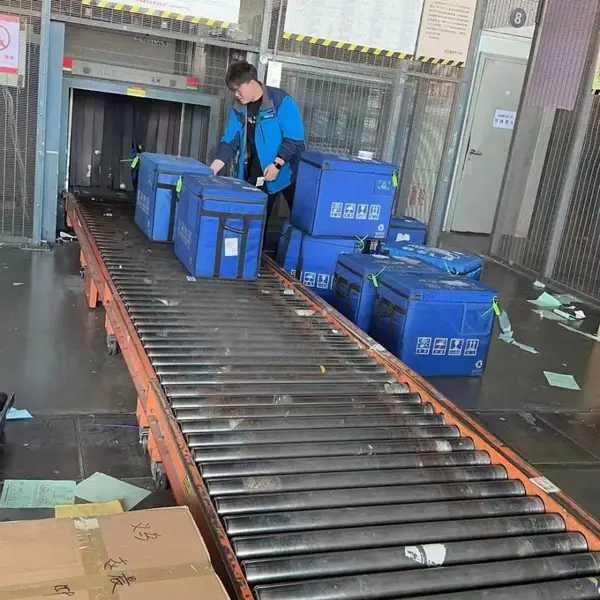 黄山机场航空货运 黄山空运电话 大件物流空运当天件 航空快递