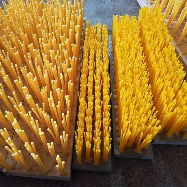 云顶刷业 人造草坪冲砂刷 足球场梳理毛刷 草坪刷 梳草机板刷