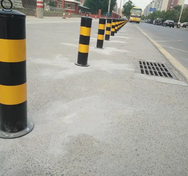 长葛道路防护桩 施工隔离路桩 警示路桩