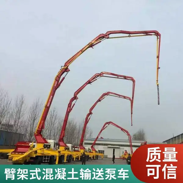 全自动强制式搅拌机 环保 灌装水泥臂架泵车 提高工作效率 中晟
