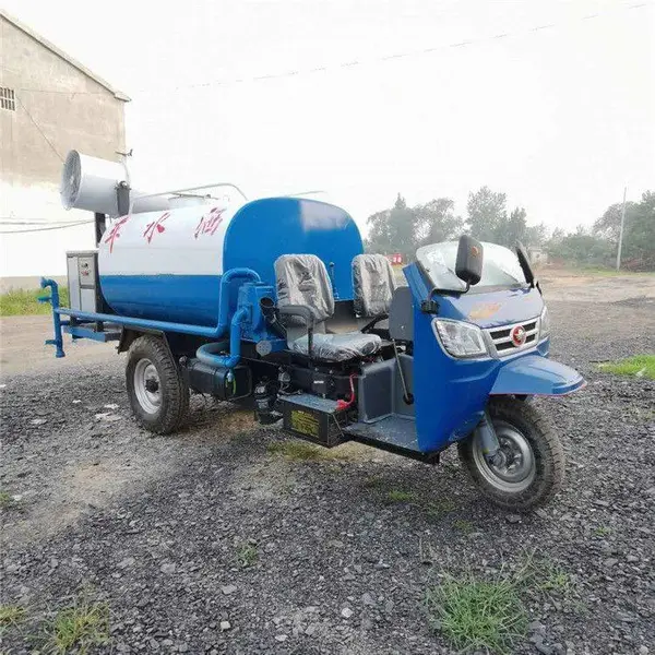平顶山市五征柴油三轮雾炮洒水车 3立方工地用路面抑尘环保车