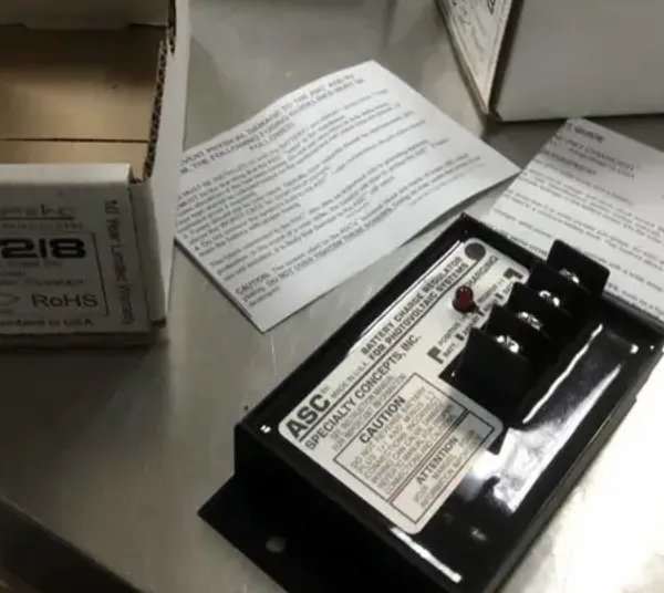 供应美国SHAFER 太阳能充 电控制器 VA111738