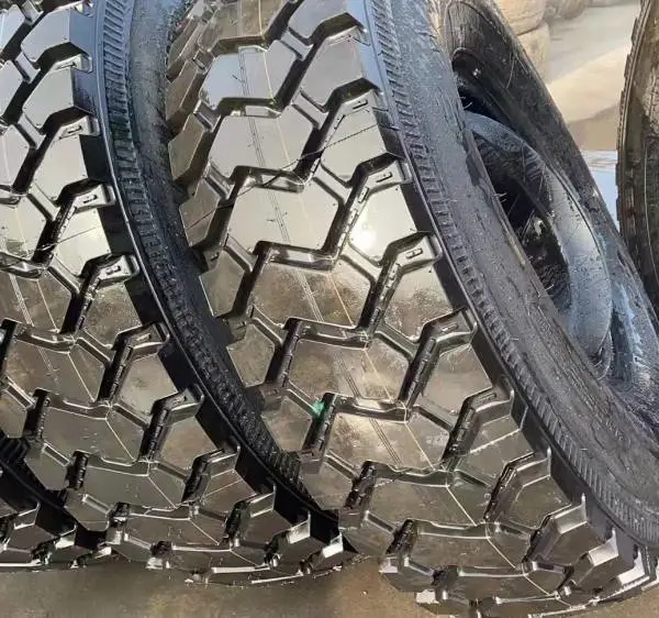钢丝轮胎520/85R38 520/85R42 20.8R38 42 全钢轮胎
