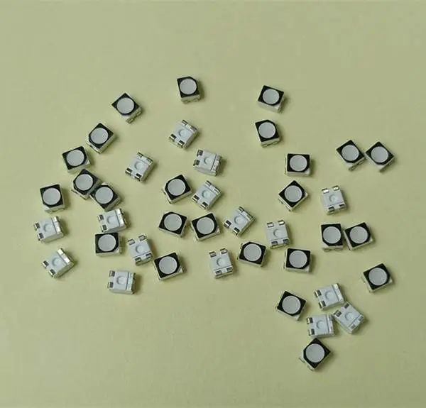 ����3528��Ƭ���鷢������ܰ�ɫ�׵ư׹�LED����