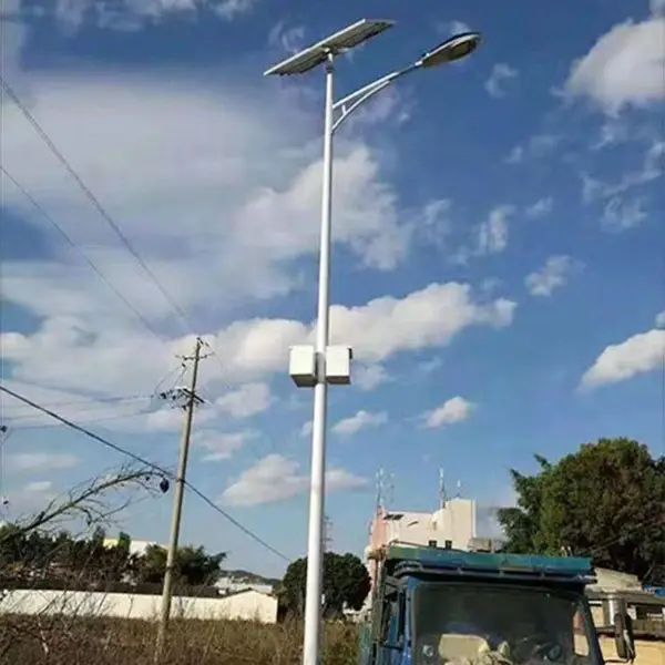 沧州县太阳能路灯 分体太阳能路灯 公路照明灯 控制器