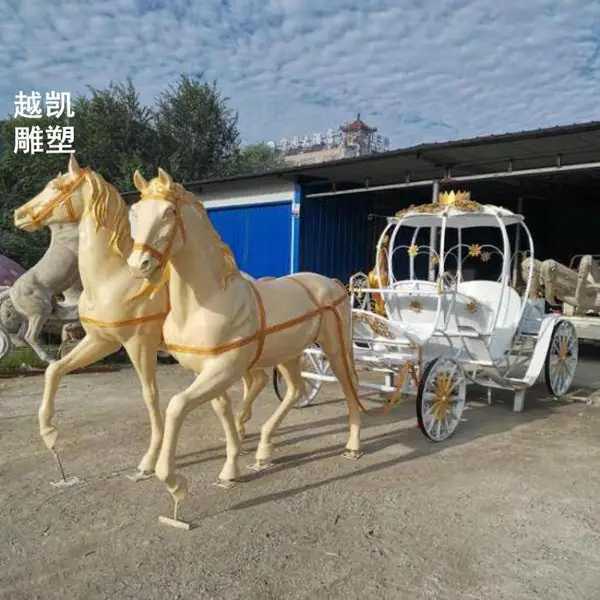 马车小品雕塑制造商 车类雕塑定制 小区马车雕塑 制造商马车雕塑