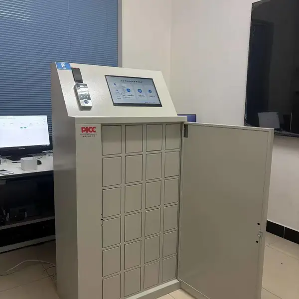 优维创智能钥匙柜 车包管理格子形式柜 人脸指纹识别