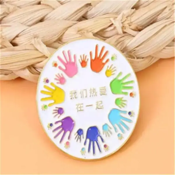 湖南美容院胸牌制作 设计美发logo胸牌定做 美容店***纪念胸章定制