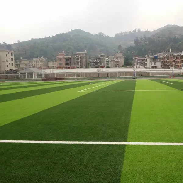 莆田足球场施工_莆田学校塑胶跑道建设_硅PU篮球场施工_足球场草坪铺装_能冠体育工程