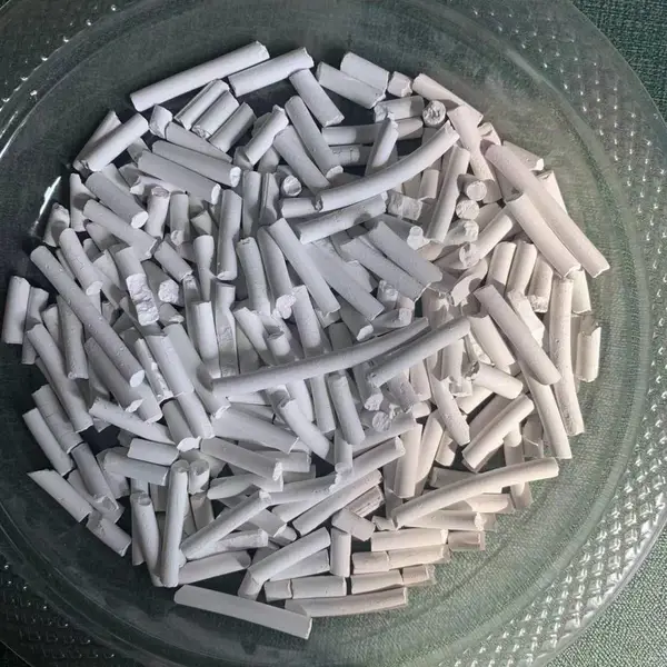 活性氧化铝球 氧化铝载体 氟剂 催化剂吸水量大干燥速度快