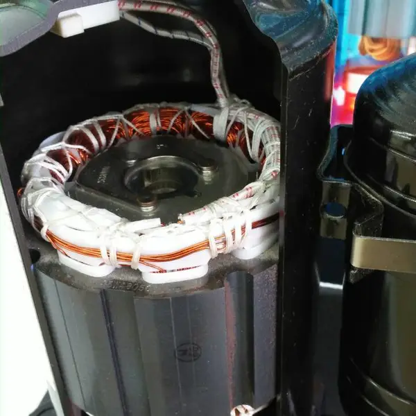 耐冷媒R134A绝缘漆BR-352汽车电机耐氟绝缘漆红色