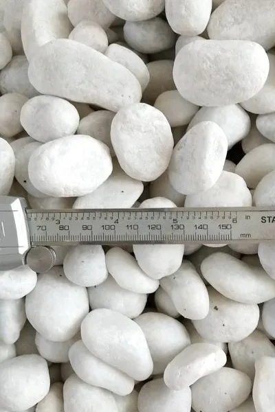 白色机制鹅卵石,白云石矿直接加工而成,白度好,建筑装修铺路盆景鱼缸园林用