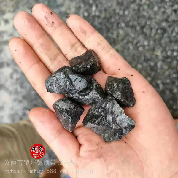 户外园林景观装饰石材-韶关市机制砾石黑石-灰黑色砾石多少钱一吨