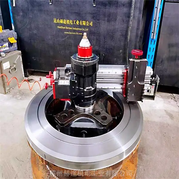 赫途法兰面加工机压力容器法兰密封面修复机法兰水纹线在线加工