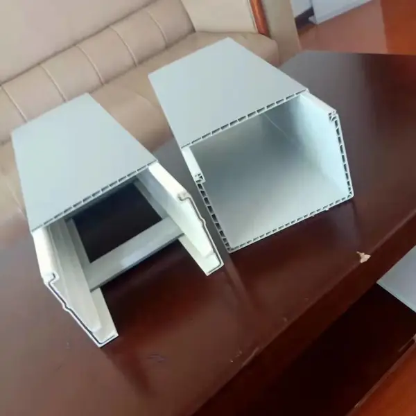高分子复合衬金属槽式电缆桥架零件 天康机电高分子复合衬金属桥架供应