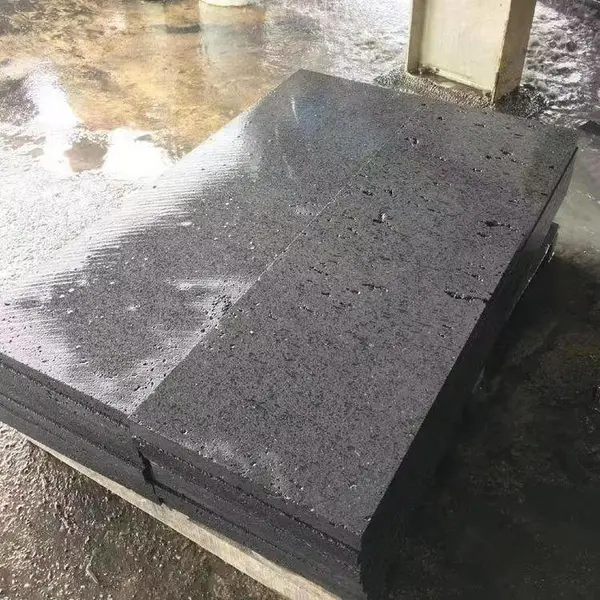 泓峰石材 灰色火山石 黑洞石火山岩 火山石片铺地碎拼