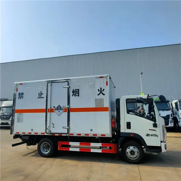 拉黑火药 烟花爆竹运输车 爆破器材厢式车 欢迎来电定做