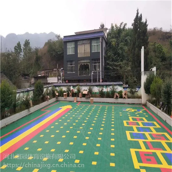 篮球场悬浮式拼装地板厂家
