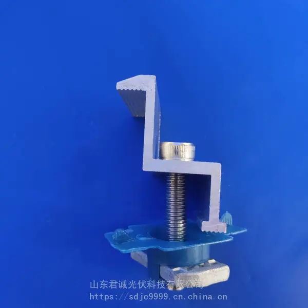 山东临沂供应太阳能配套产品 光伏压块