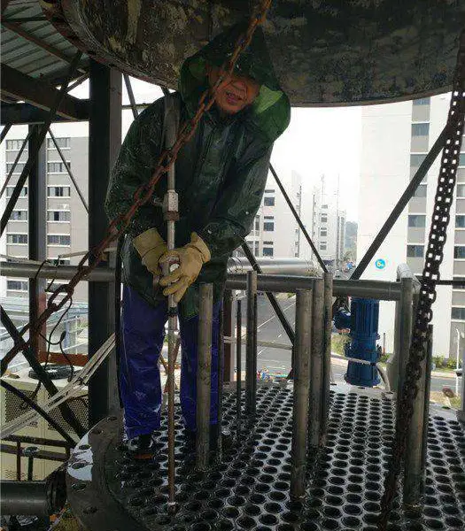 蒸发器加热器堵死疏通满意付费大连冰山除垢公司单位电话