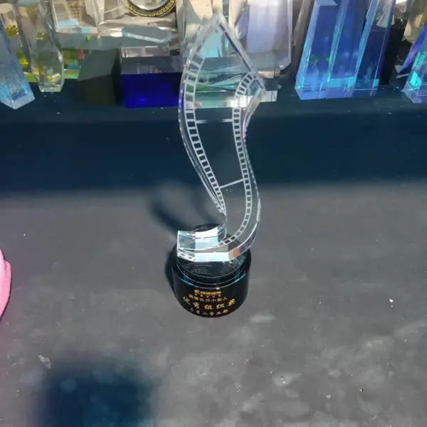 西安k9水晶奖杯奖牌/企业公司授权牌/颁奖/礼品