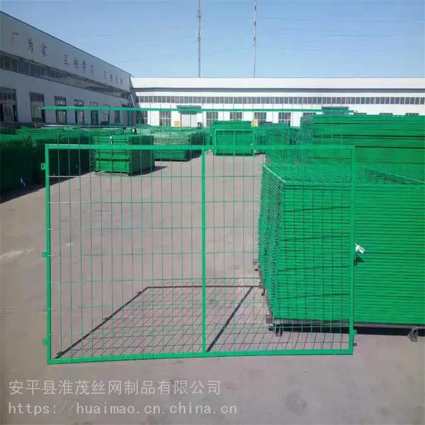 方管柱公路护栏网 双边丝围栏网 焊接网隔离栅围界网