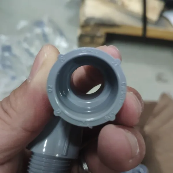 ���ƹ�Ӧ CARLON �ܽ�ͷ E943D
