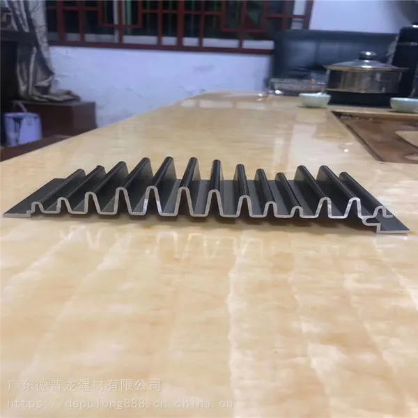 ��Ӧ���ܻ��������ͳ��ǰ塢�������ͳ��ǰ塢���Ͻ𳤳ǰ�