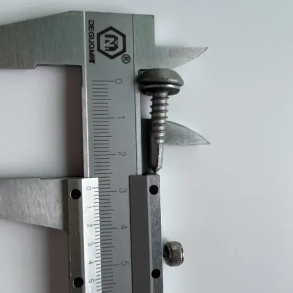 标迪内梅花自攻钉5.5x25mm墙面专用规格型号