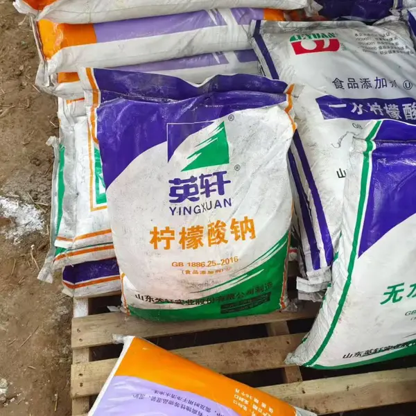 常年回收天然橡胶 专业收购氯化石蜡 上门服务 现场结款