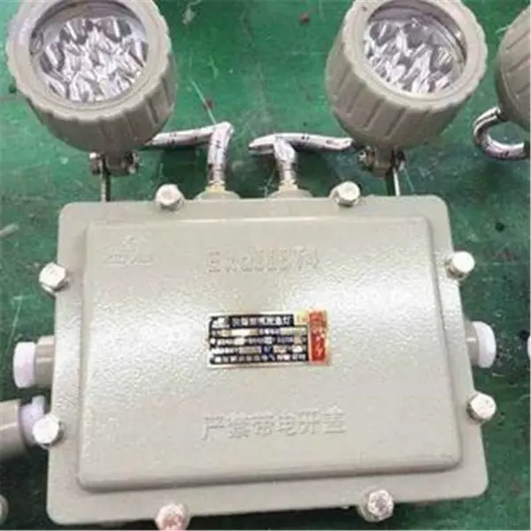 ������˫ͷ����LED����Ӧ���ư�ȫ���ڵ���ɢָʾLED������־��