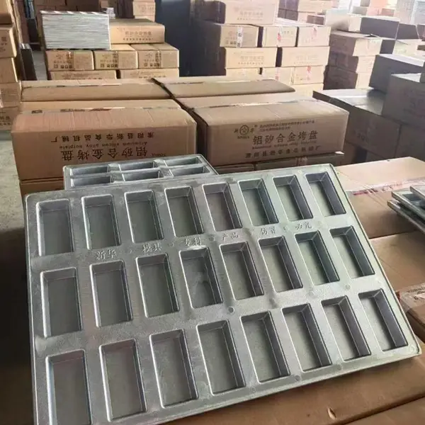24连长方草鸡蛋 鸡蛋糕模具铝合金商用不粘盘蛋糕烤盘小蛋糕连模烘培