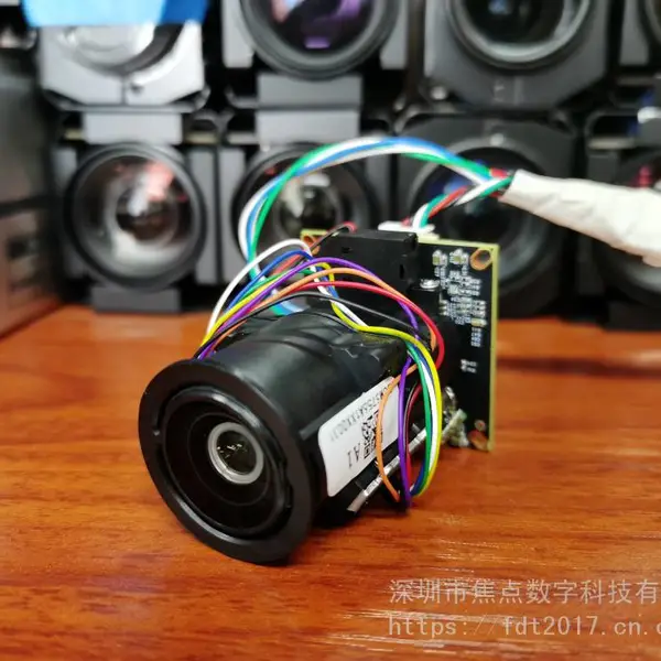3倍光学变焦USB2.0机芯模组 1080P 3倍变焦网络机芯会议摄像监控模组