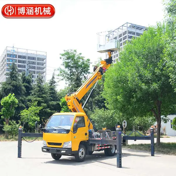 直臂高空作业车-高空作业车-济宁博涵机械设备(查看)