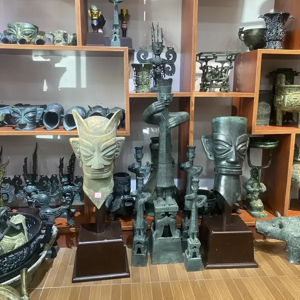三星堆纪念品文物复制大立人面具鸟人太阳鸟山海经青铜神树仿古青铜器落地摆件古玩收藏