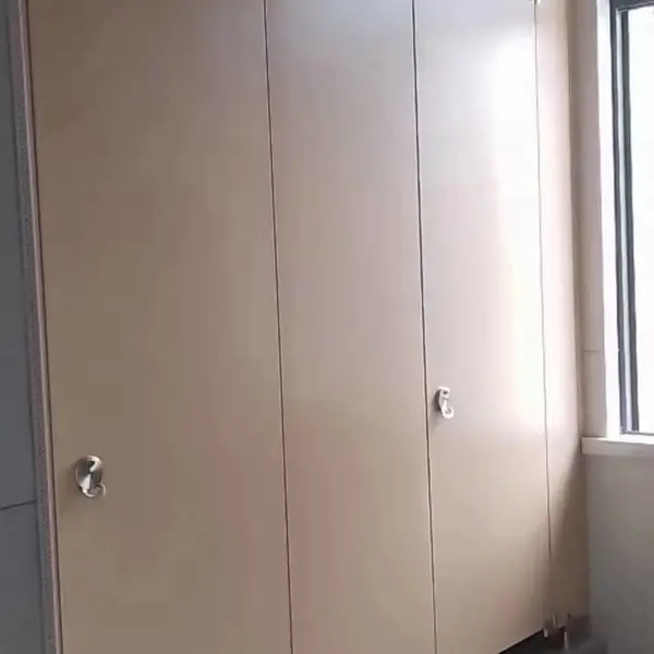 郑州防火板卫生间隔断门装饰板木纹花色 门板隔断板等