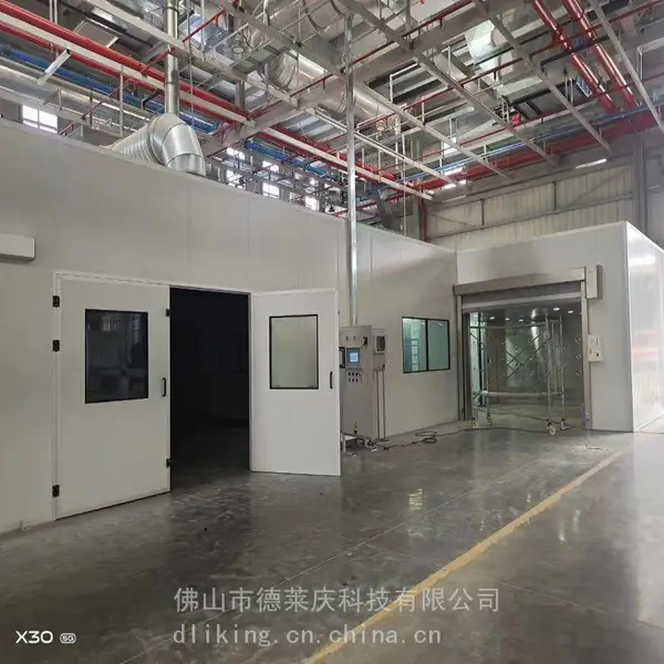 德莱庆手工喷漆房和油漆晾干房洁净度已达10万级无尘效果