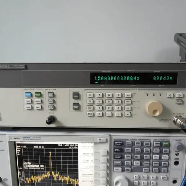 安捷伦83752B 83752A 20G信号发生器