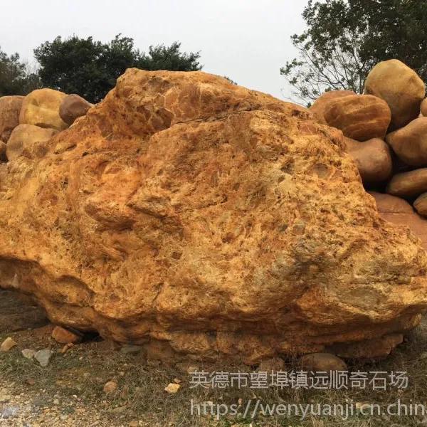 百色批发出售黄蜡石.刻字石.招牌石.驳岸石.黄石工程