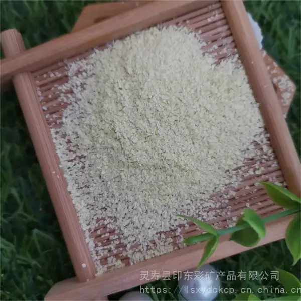 多彩复合岩片 真石漆 外墙涂料用岩片 建筑装饰染色岩片