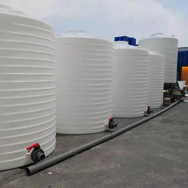 可装6吨强酸液体的塑胶容器 *** 化工原料储罐