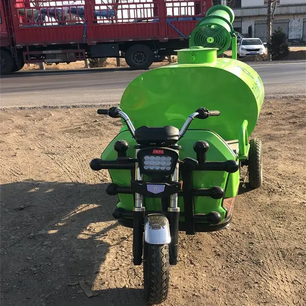 洒水雾炮车 挖土降尘雾炮机 工地扬尘喷水车 可以移动的洒水车