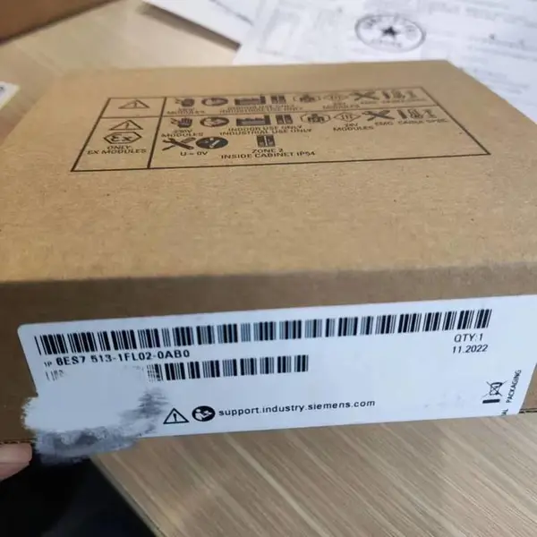 AQ2xU/IST������6ES7532-5NB00-0AB0ģ�������ģ��