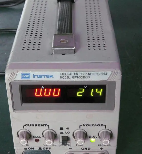 线性直流稳压电源供应器GPS-3030D 30V 3A