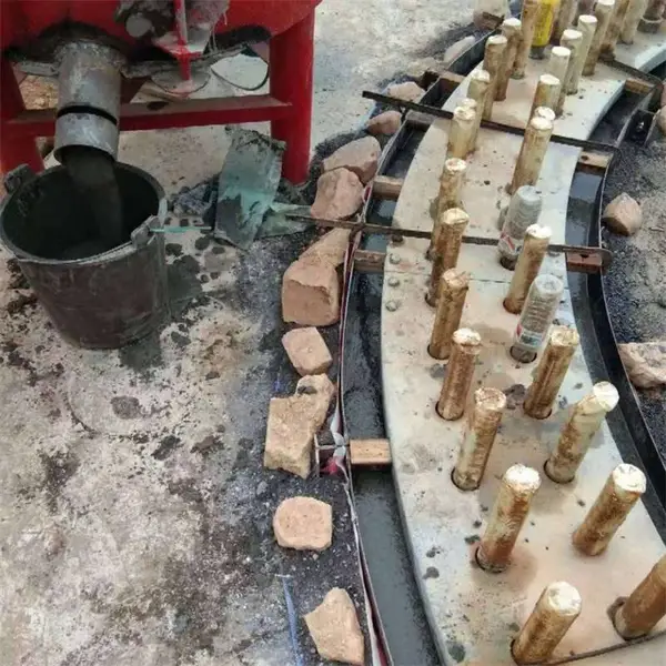 ����������ǿ���������ཬ�������豸���ΰ�װ�ཬ��ѹ����ǿ