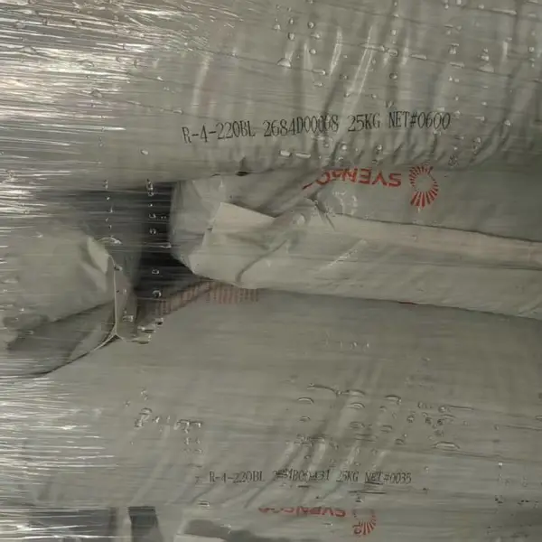 R-4-220BL是一种天然聚苯硫醚,含有40% 玻璃纤维增强材料