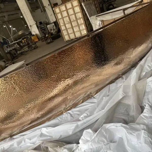 不锈钢水波纹玫瑰金接待台超大型水波纹吧台